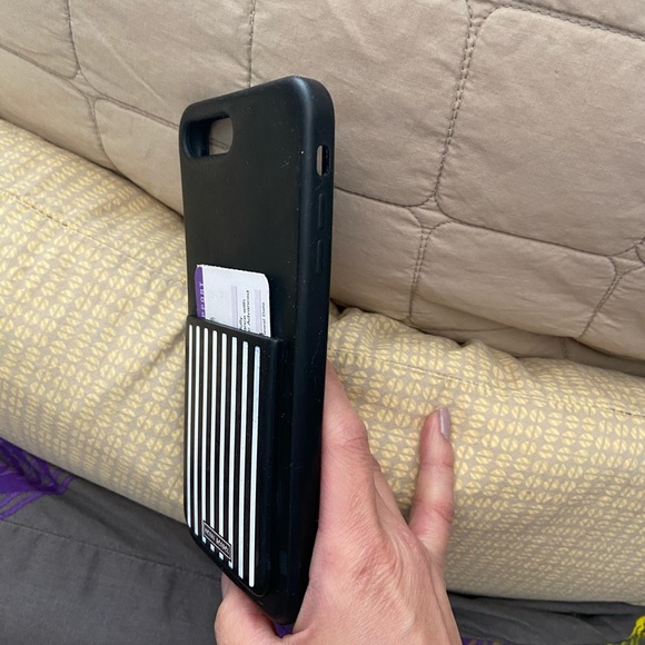 Henri Bendel pocket case for iPhone 8 Plus - Picture 3 of 3